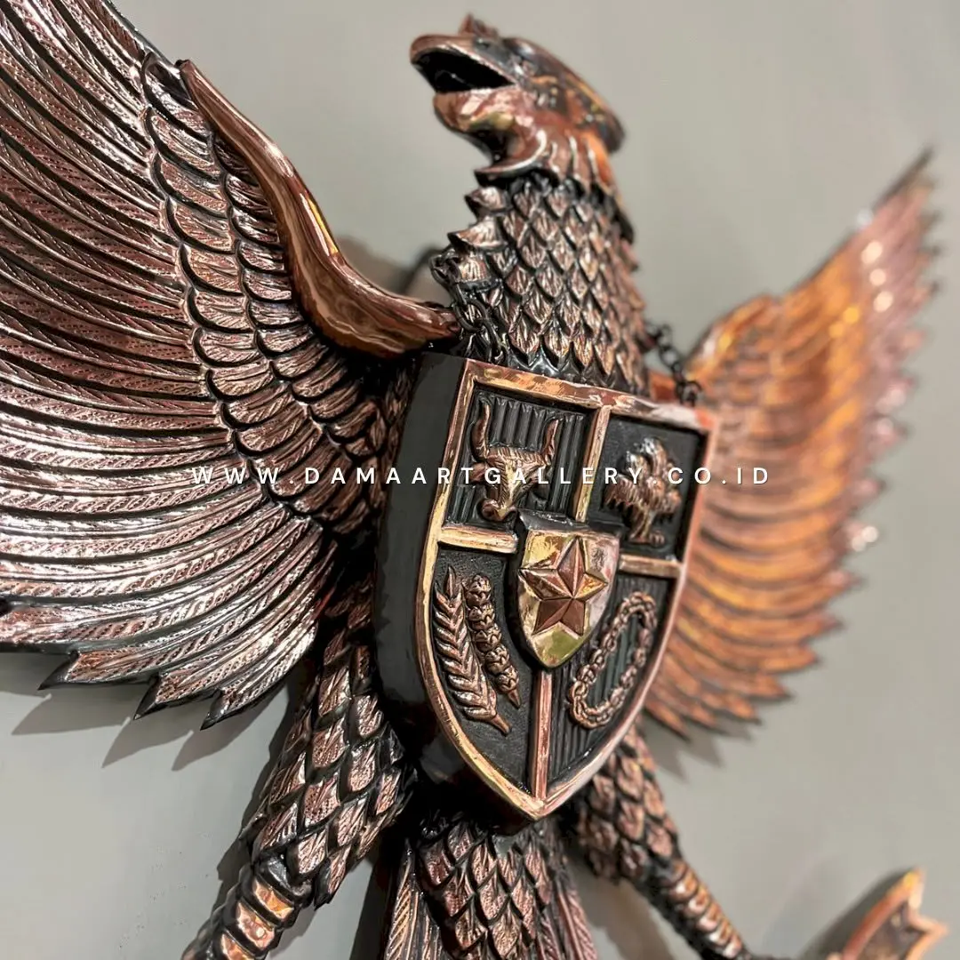 Garuda Tembaga dan Kuningan Custom dengan Detail Ukiran yang Presisi