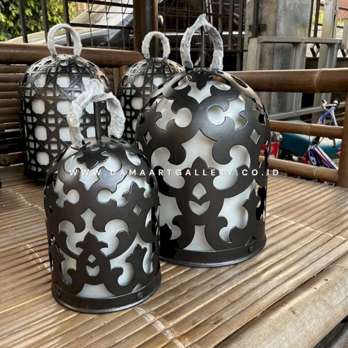 Lampu Taman Kurungan Ukir Anti Korosi