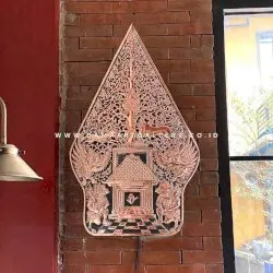 Kerajinan Gunungan Wayang Tembaga