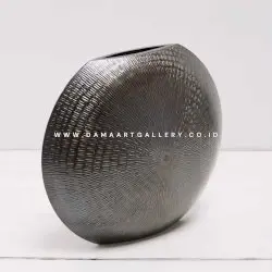 Vas Tembaga Klasik